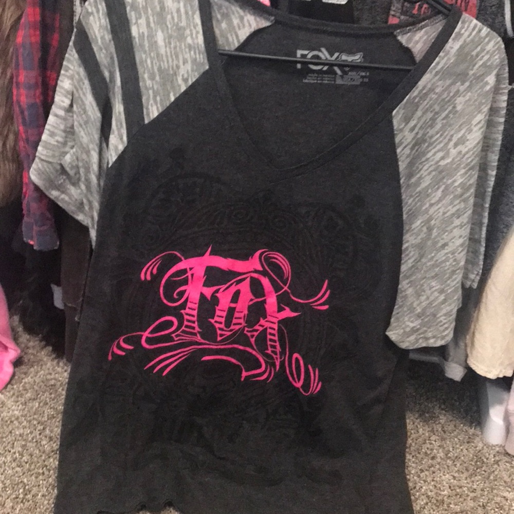 Fox tee shirt